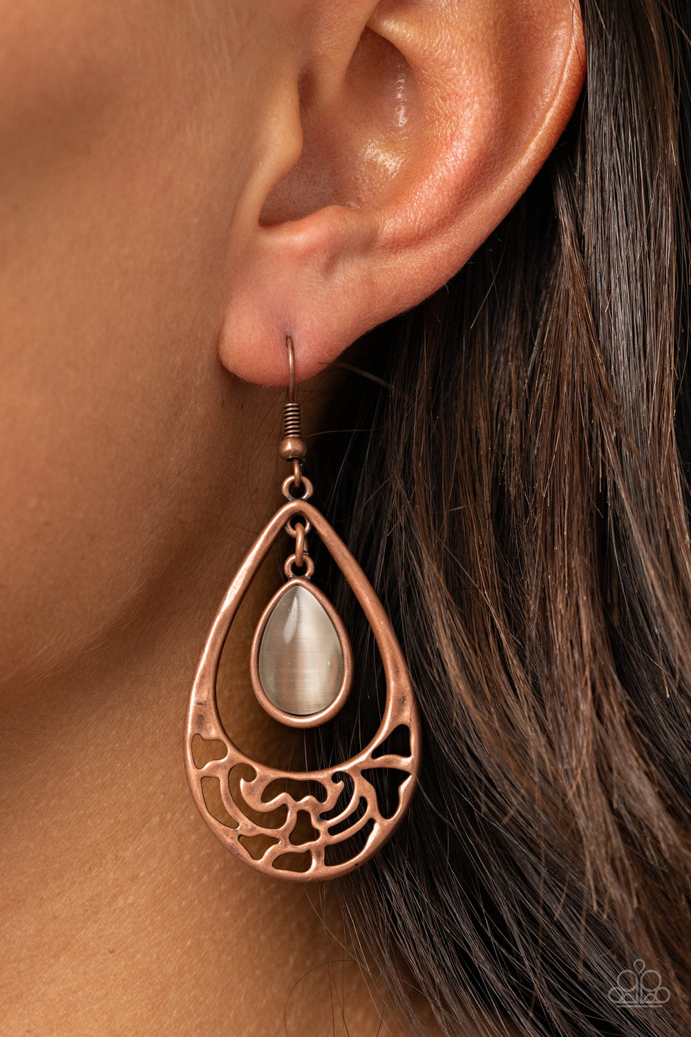 Paparazzi DEW You Feel Me? Copper Earrings