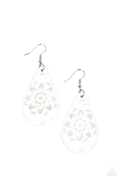 Paparazzi Subtropical Seasons - White Earrings